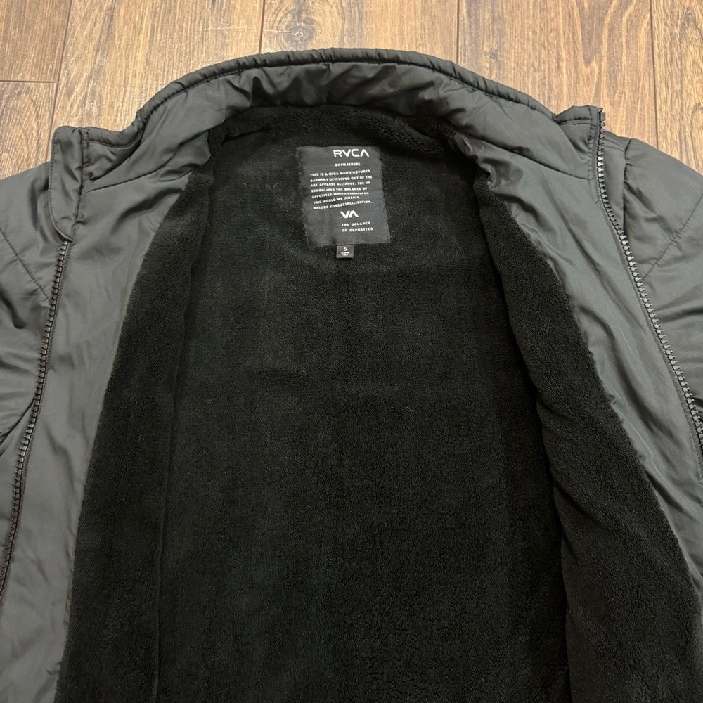 Vintage RVCA zip jacket - Picture 5 of 7